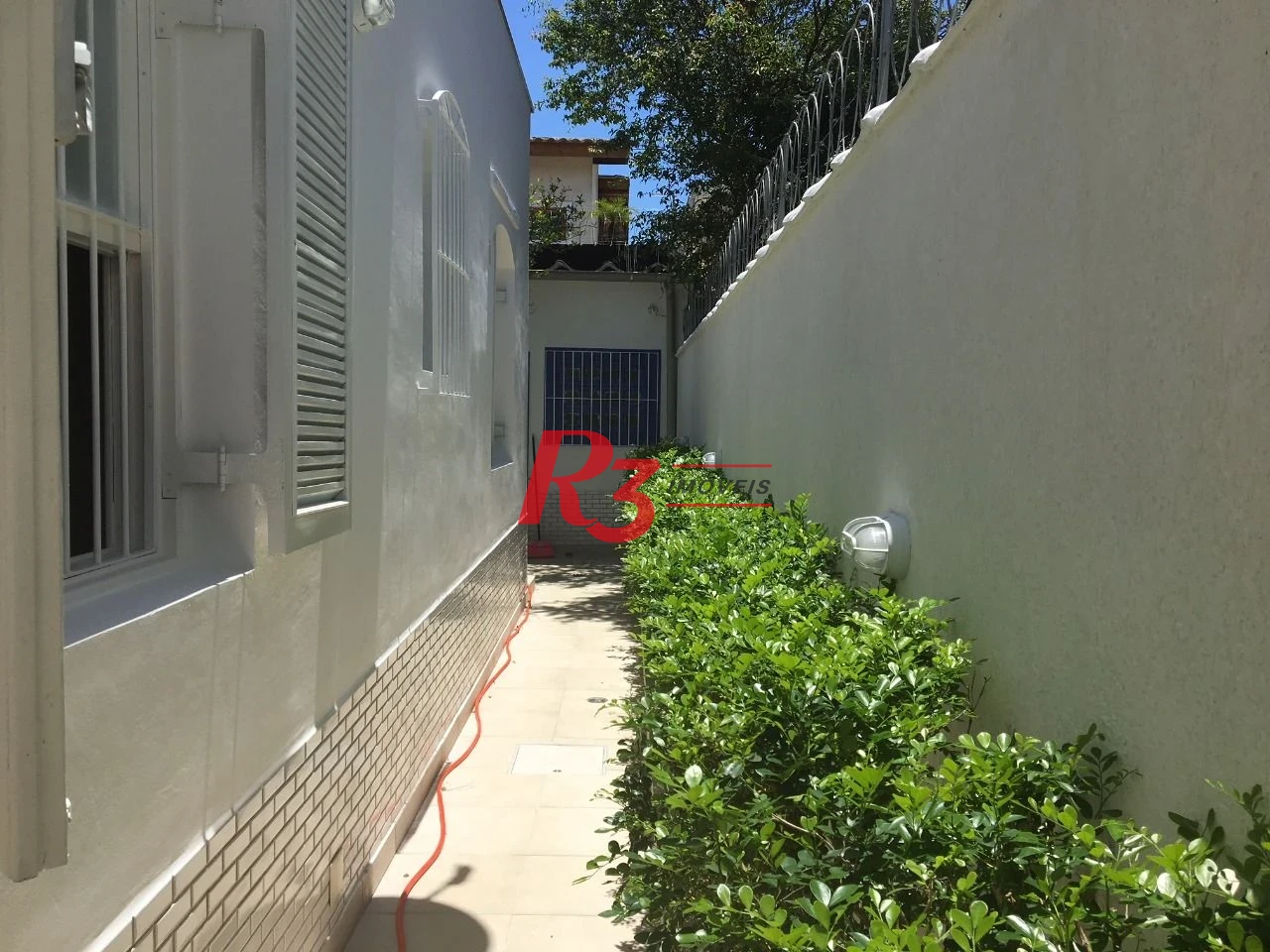 Casa com 3 dormitórios à venda, 200 m² por R$ 1.300.000,00 - Balneário Cidade Atlântica - Guarujá/SP