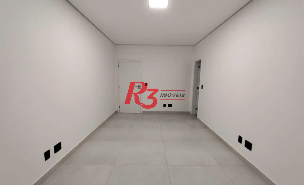Casa com 3 dormitórios à venda, 290 m² por R$ 1.949.000,00 - Boqueirão - Santos/SP
