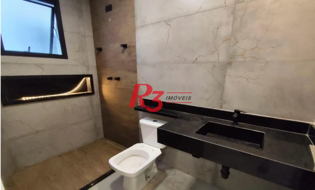 Casa com 3 dormitórios à venda, 290 m² por R$ 1.949.000,00 - Boqueirão - Santos/SP
