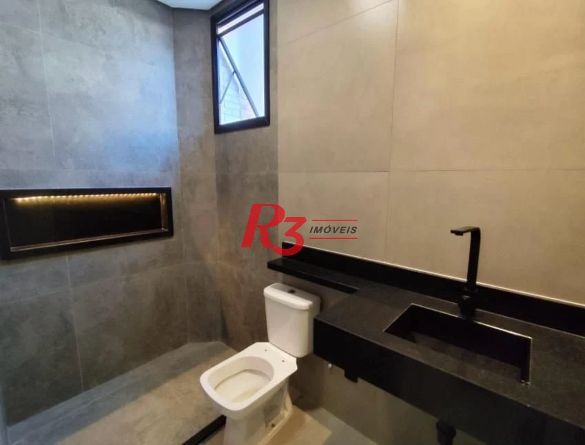 Casa com 3 dormitórios à venda, 290 m² por R$ 1.949.000,00 - Boqueirão - Santos/SP