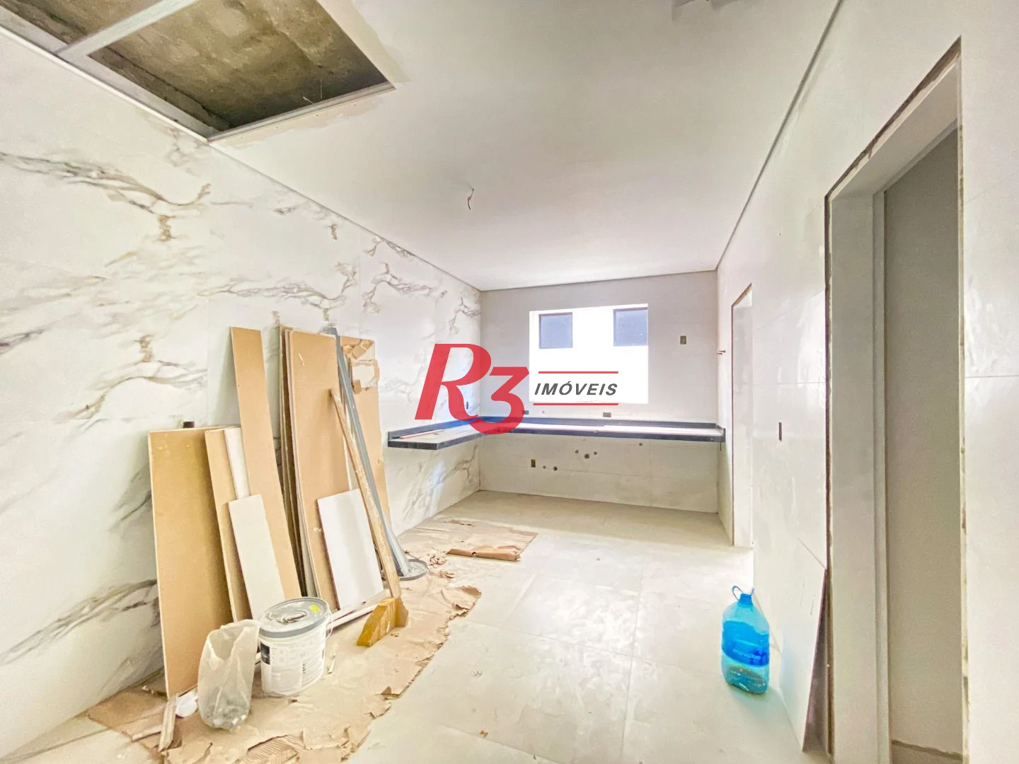 Casa com 3 dormitórios à venda, 290 m² - Boqueirão - Santos/SP