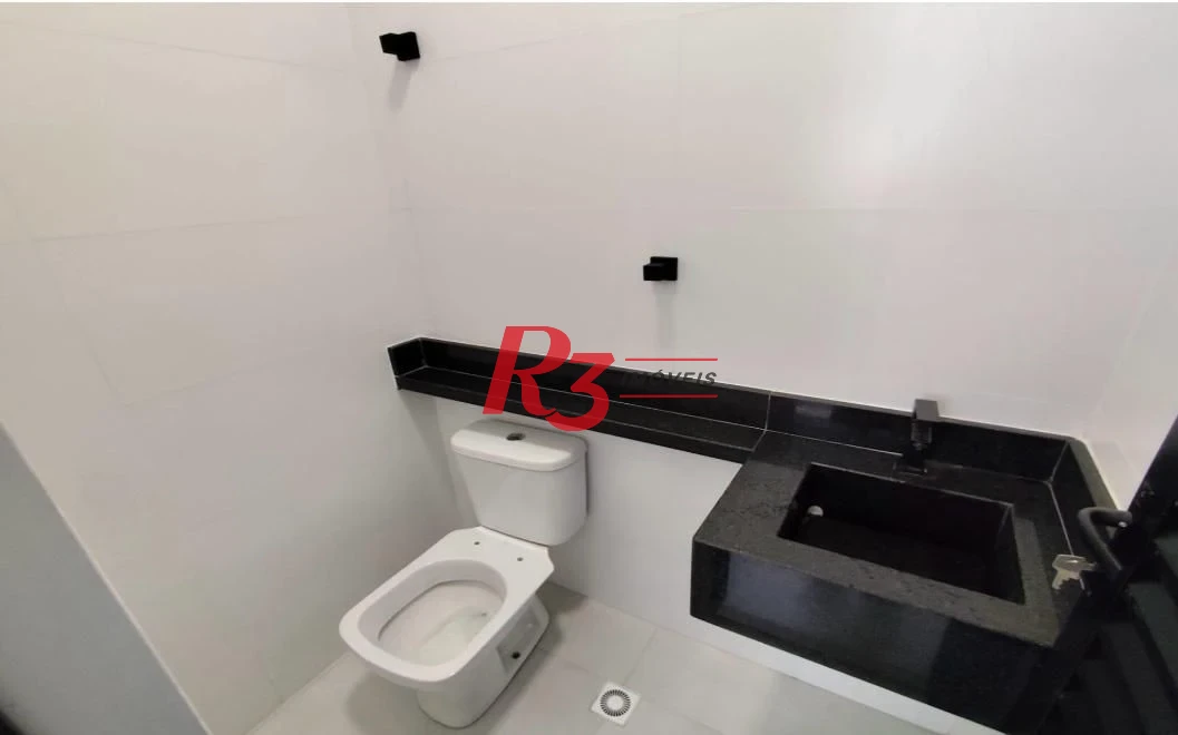Casa com 3 dormitórios à venda, 290 m² por R$ 1.949.000,00 - Boqueirão - Santos/SP