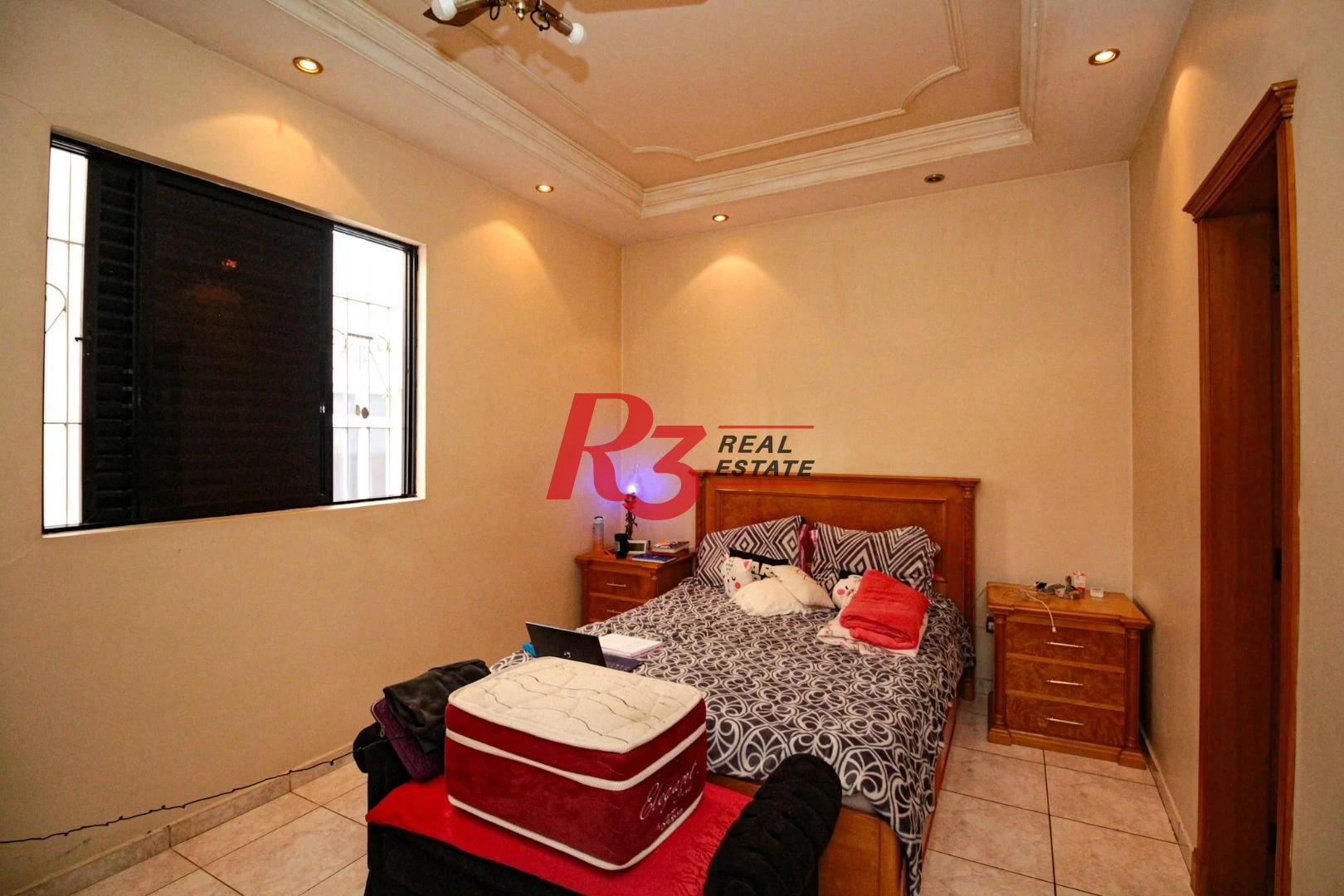 Sobrado com 5 dormitórios à venda, 258 m² - Embaré - Santos/SP