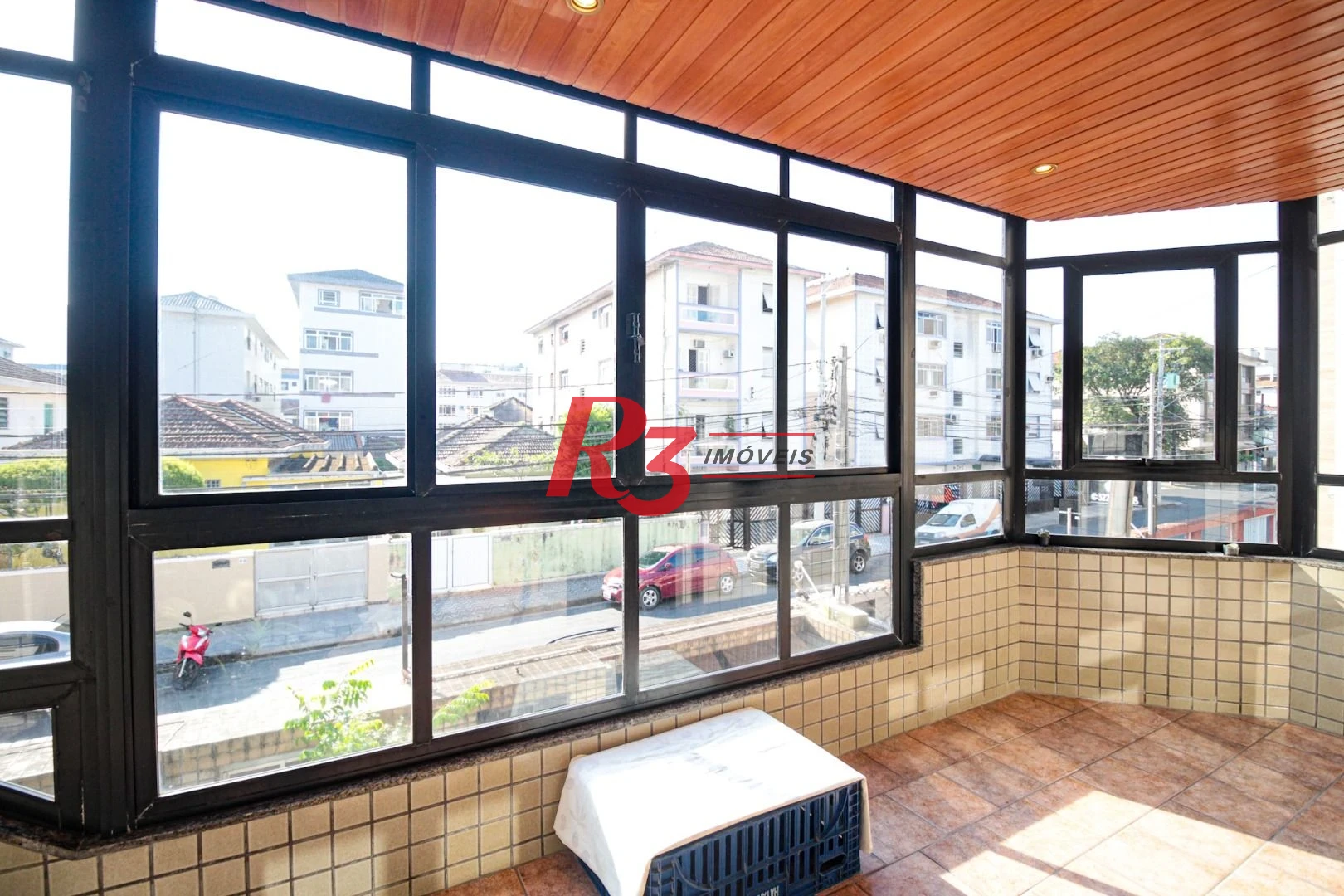 Sobrado com 5 dormitórios à venda, 258 m² - Embaré - Santos/SP