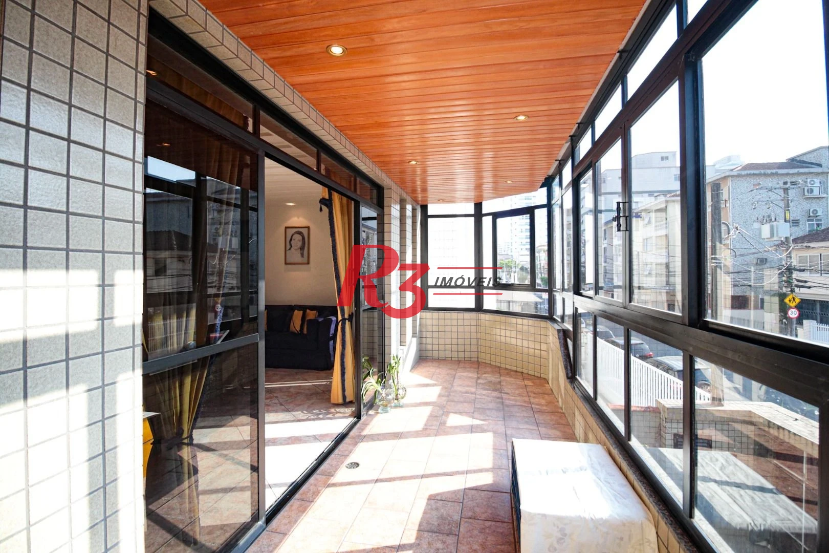 Sobrado com 5 dormitórios à venda, 258 m² - Embaré - Santos/SP