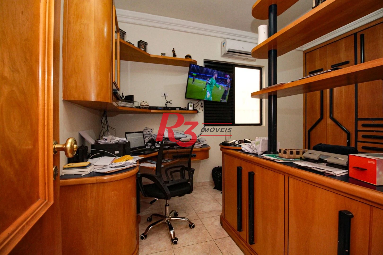Sobrado com 5 dormitórios à venda, 258 m² - Embaré - Santos/SP