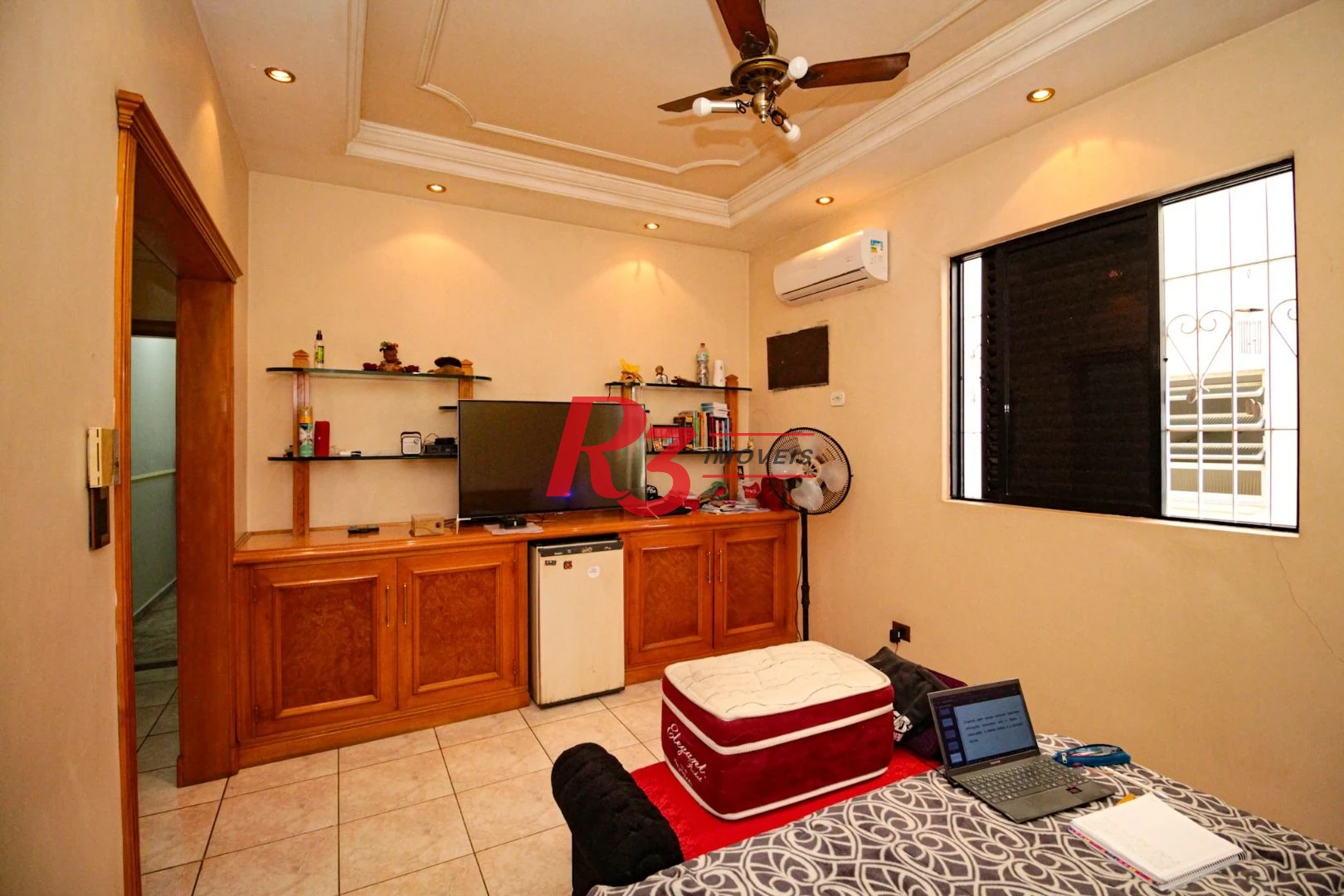 Sobrado com 5 dormitórios à venda, 258 m² - Embaré - Santos/SP