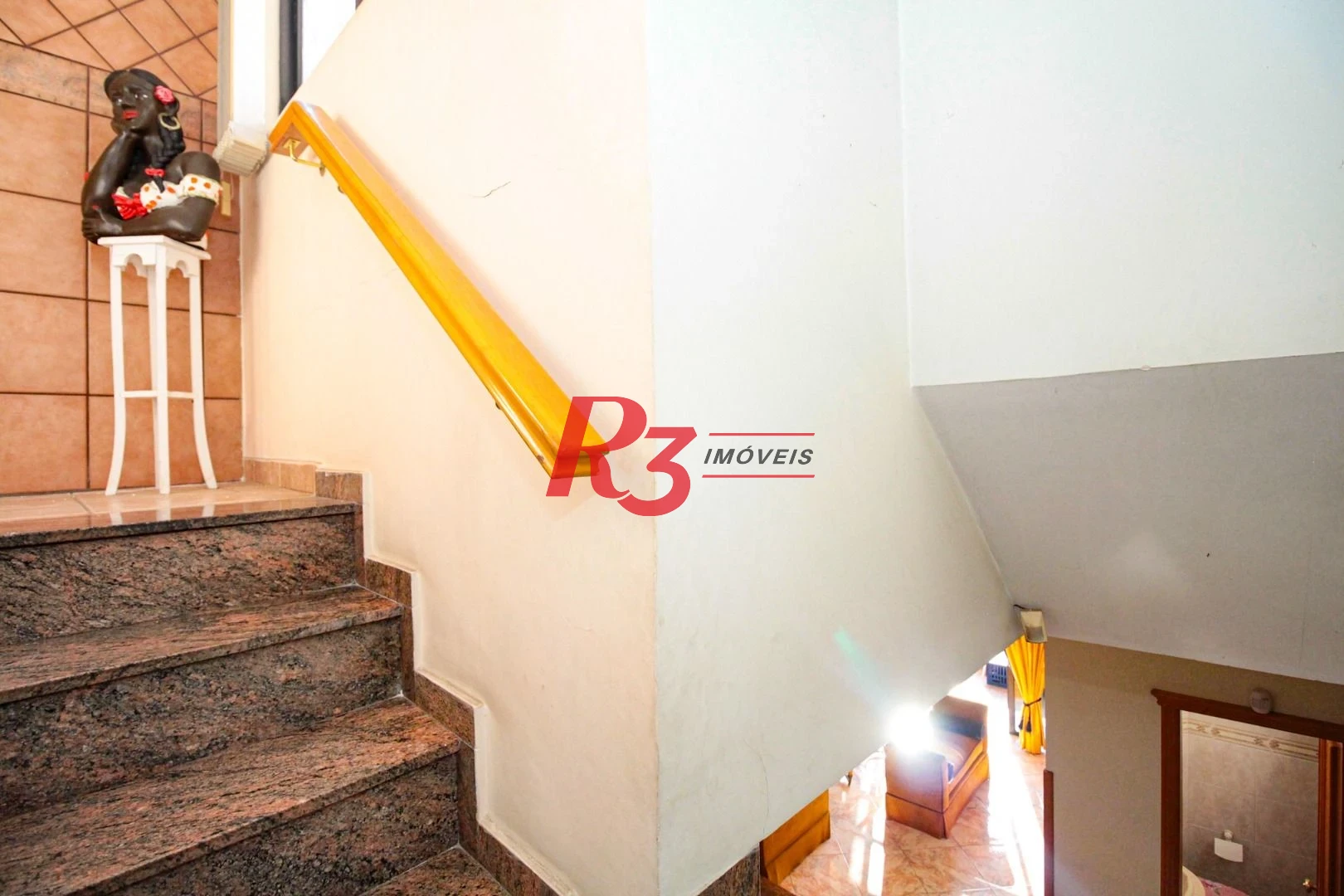 Sobrado com 5 dormitórios à venda, 258 m² - Embaré - Santos/SP