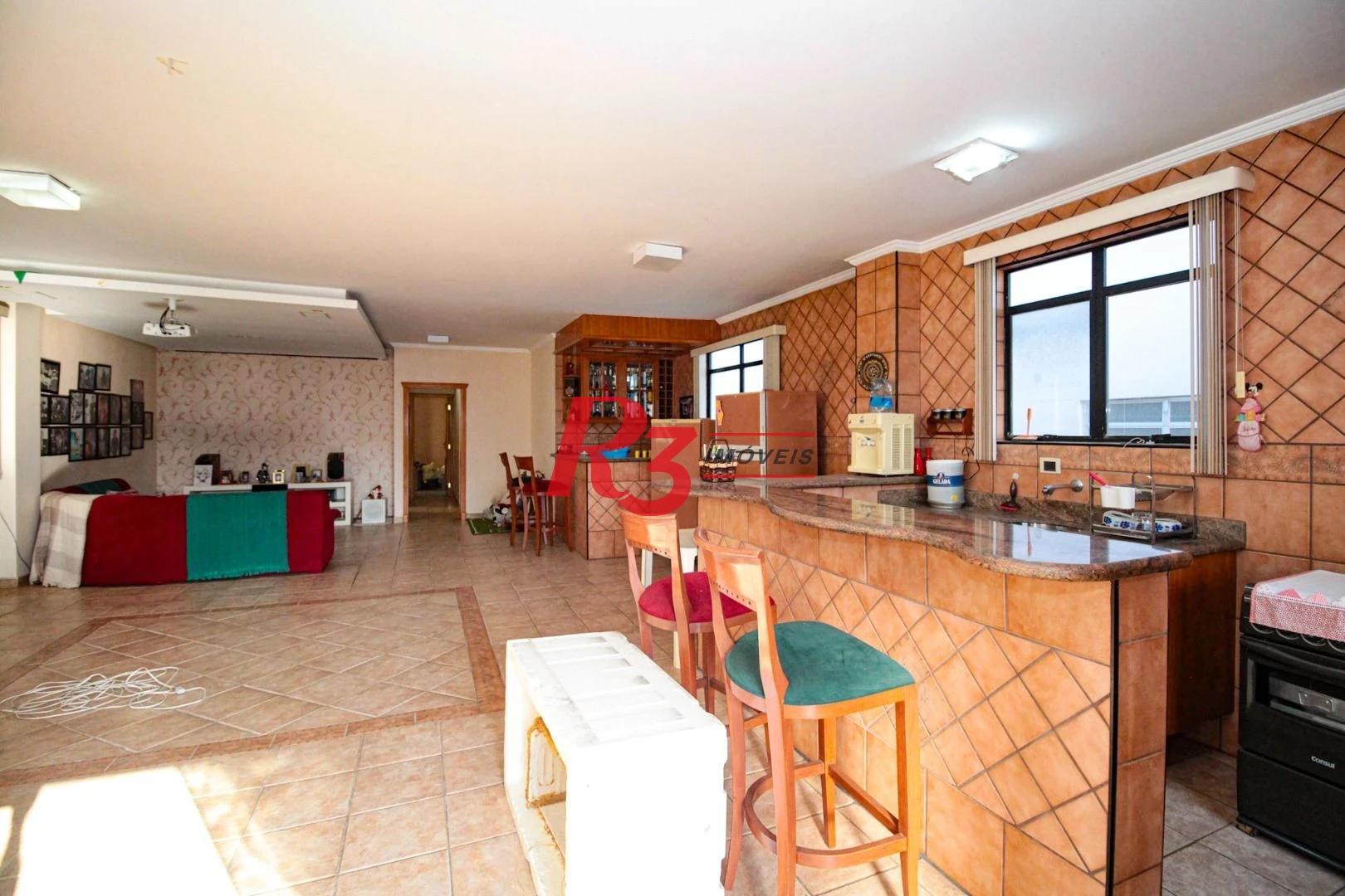 Sobrado com 5 dormitórios à venda, 258 m² - Embaré - Santos/SP