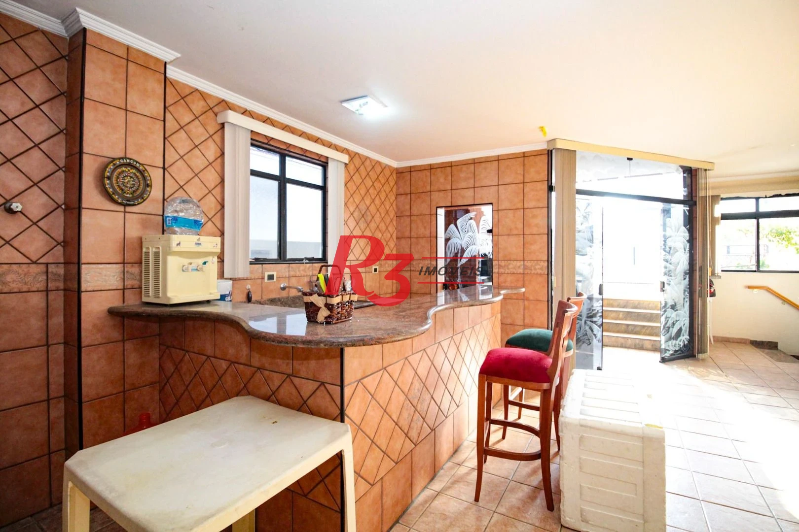 Sobrado com 5 dormitórios à venda, 258 m² - Embaré - Santos/SP