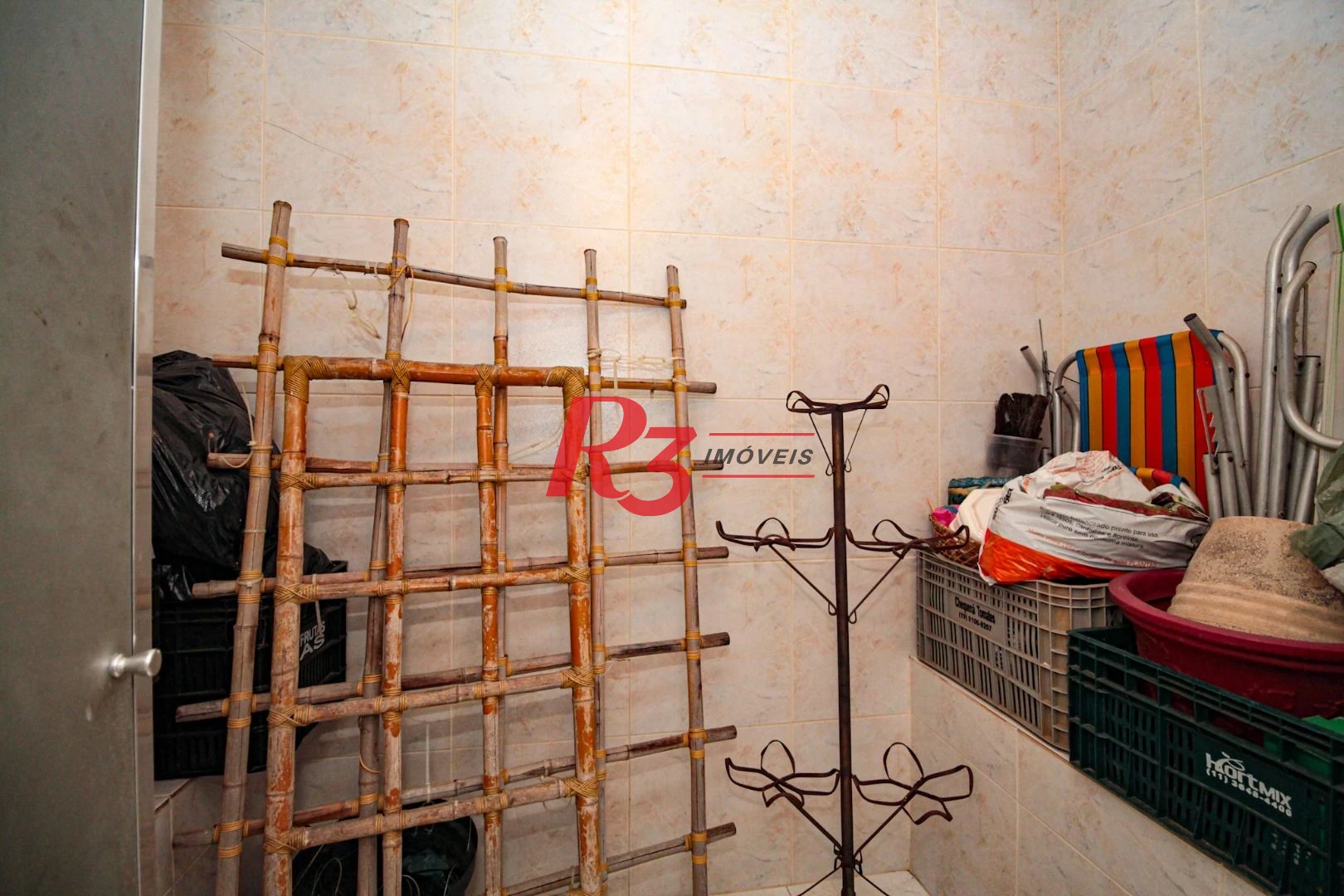 Sobrado com 5 dormitórios à venda, 258 m² - Embaré - Santos/SP