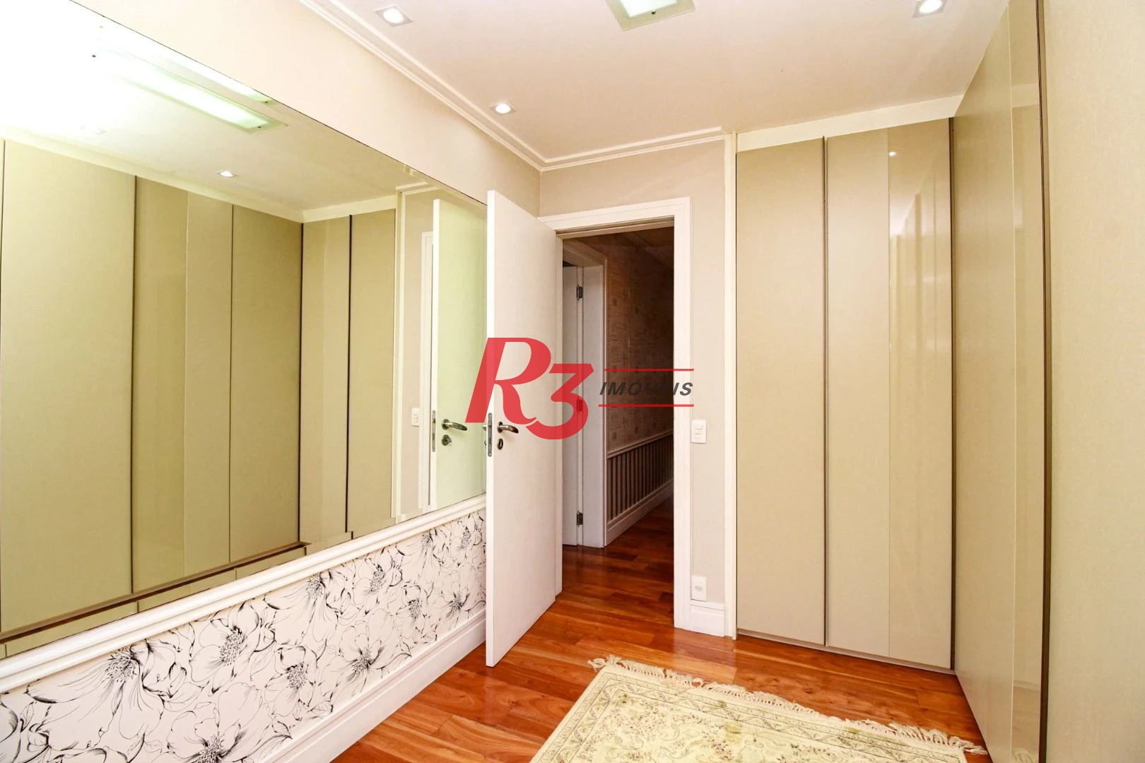 Apartamento com 3 dormitórios à venda, 189 m² - Ponta da Praia - Santos/SP