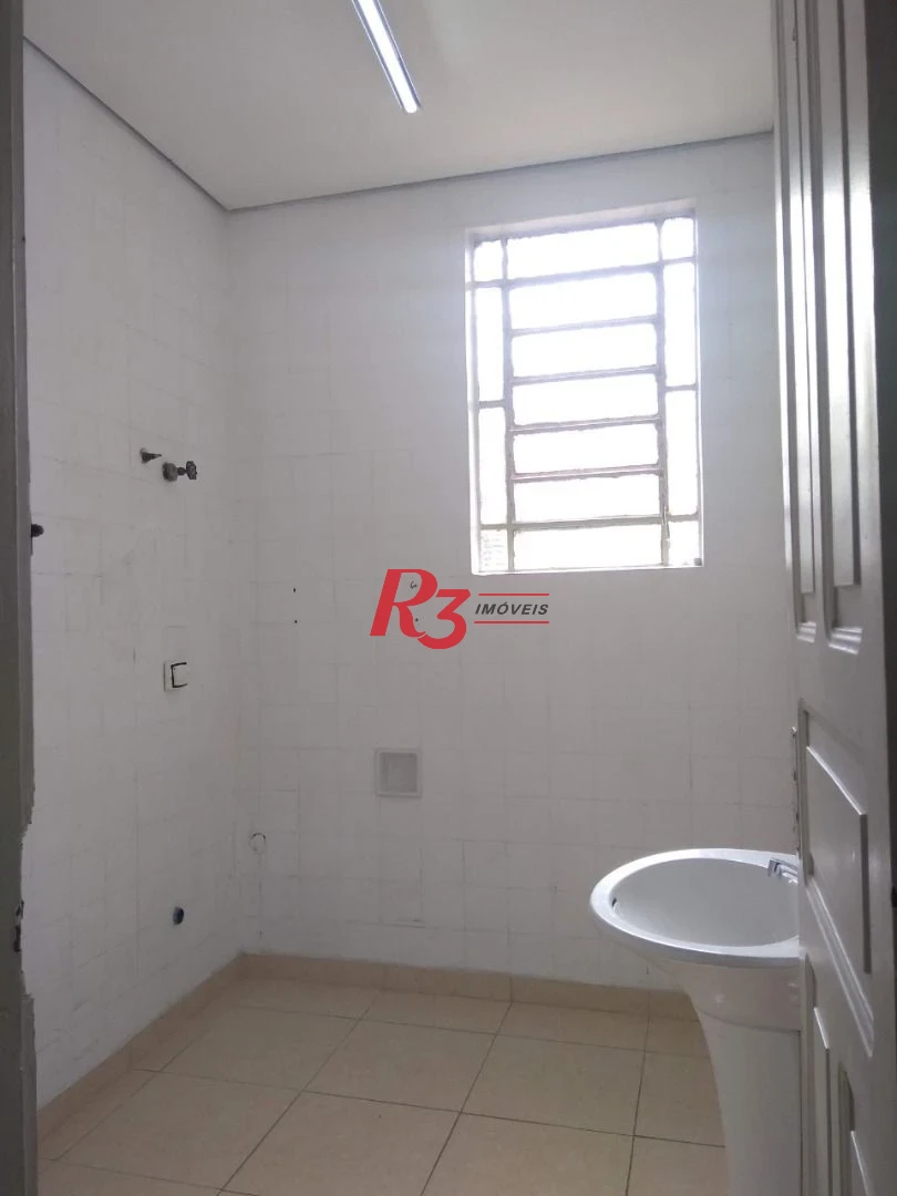 Sobrado com 3 dormitórios para alugar, 210 m² - Pompéia - Santos/SP