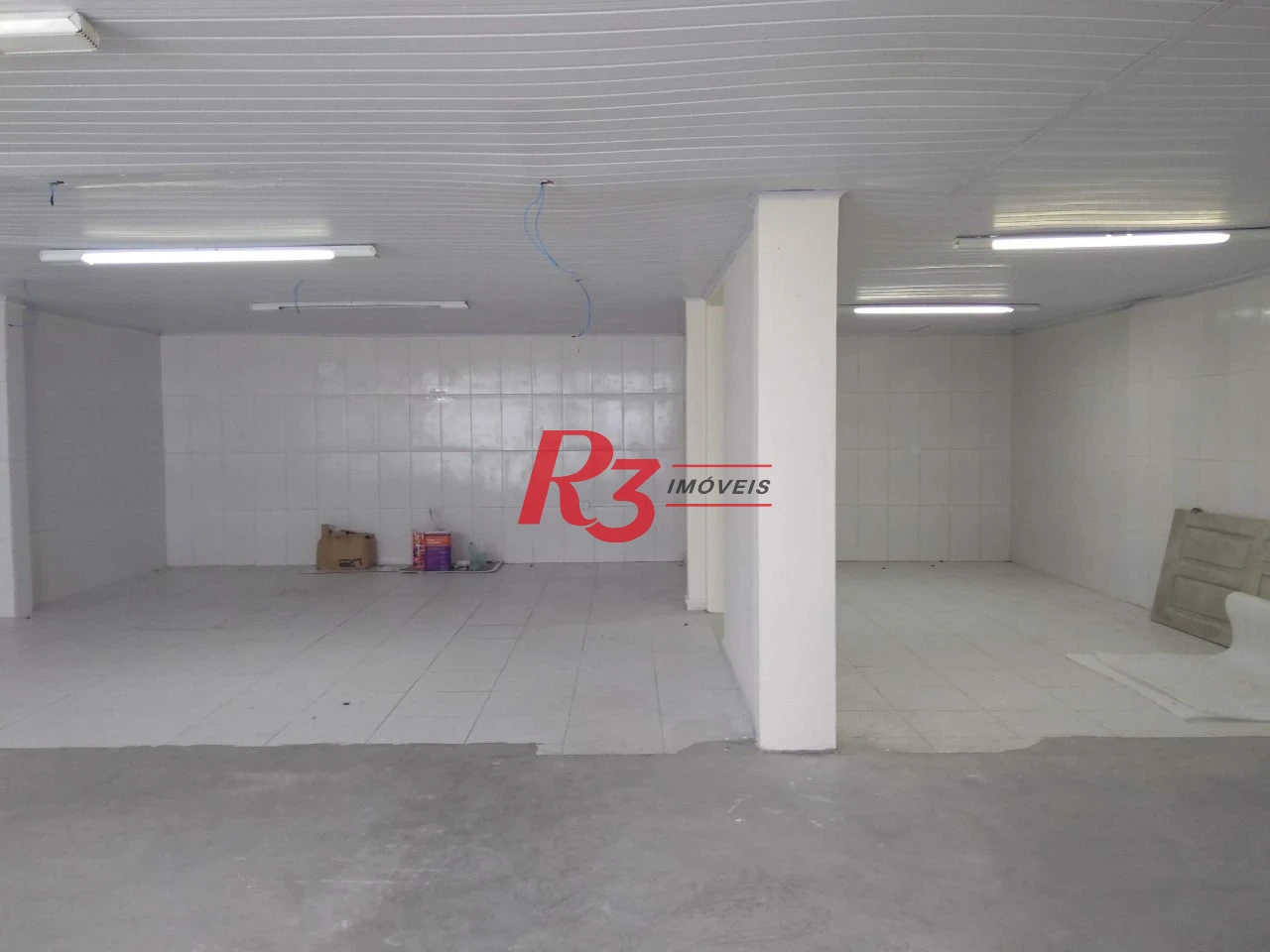 Sobrado com 3 dormitórios para alugar, 210 m² - Pompéia - Santos/SP