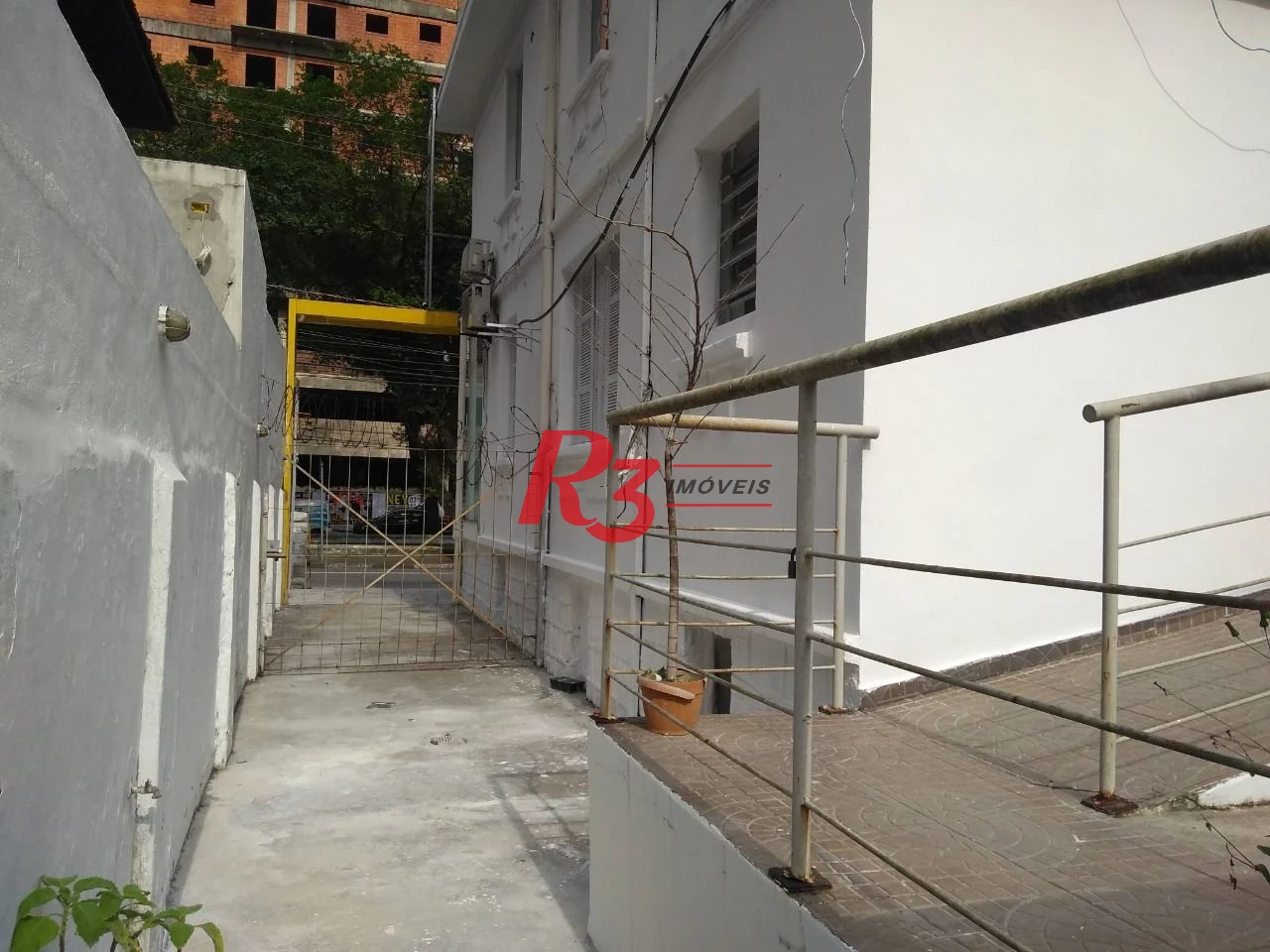 Sobrado com 3 dormitórios para alugar, 210 m² - Pompéia - Santos/SP