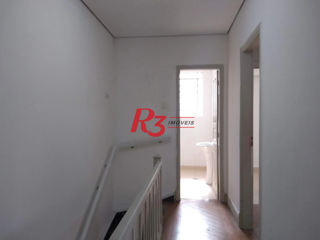 Sobrado com 3 dormitórios para alugar, 210 m² - Pompéia - Santos/SP