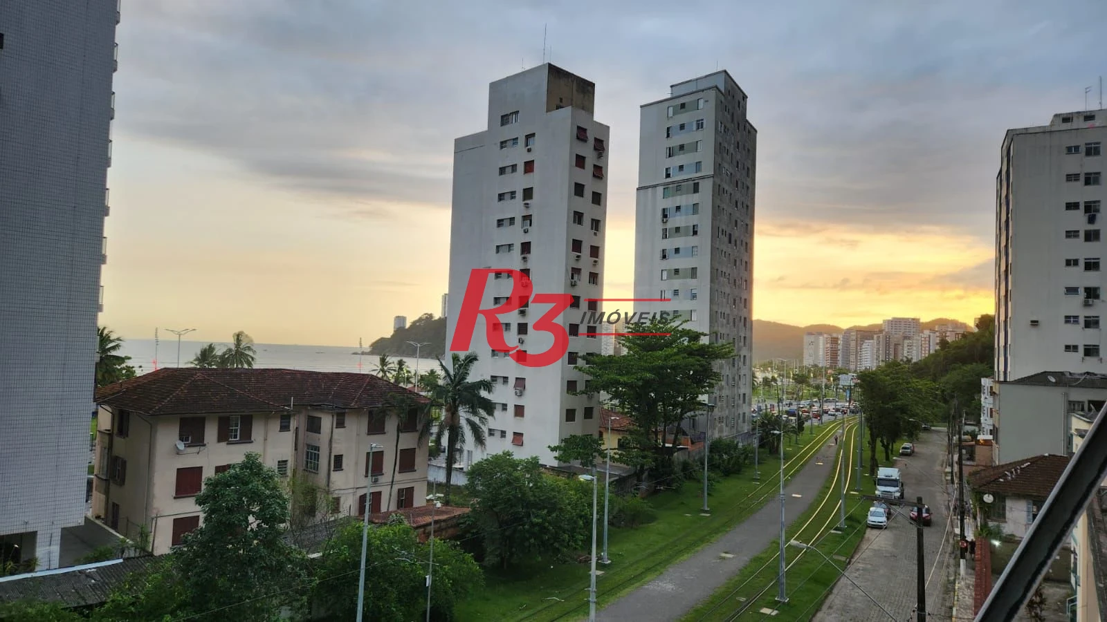 Apartamento com 1 dormitório à venda, 50 m² - Itararé - São Vicente/SP