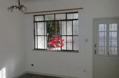 Sobrado de 2 dormitórios à venda no Gonzaga.