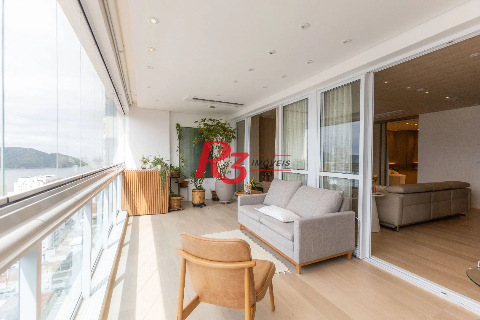 Apartamento com 1 dormitório à venda, 106 m² por R$ 2.200.000,00 - Aparecida - Santos/SP