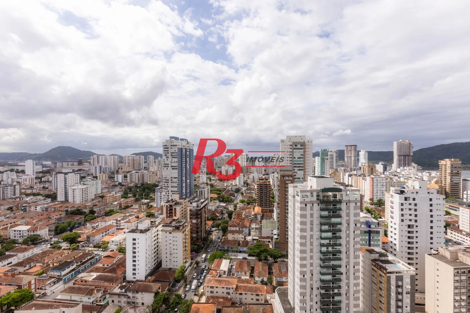 Apartamento com 1 dormitório à venda, 106 m² por R$ 2.200.000,00 - Aparecida - Santos/SP