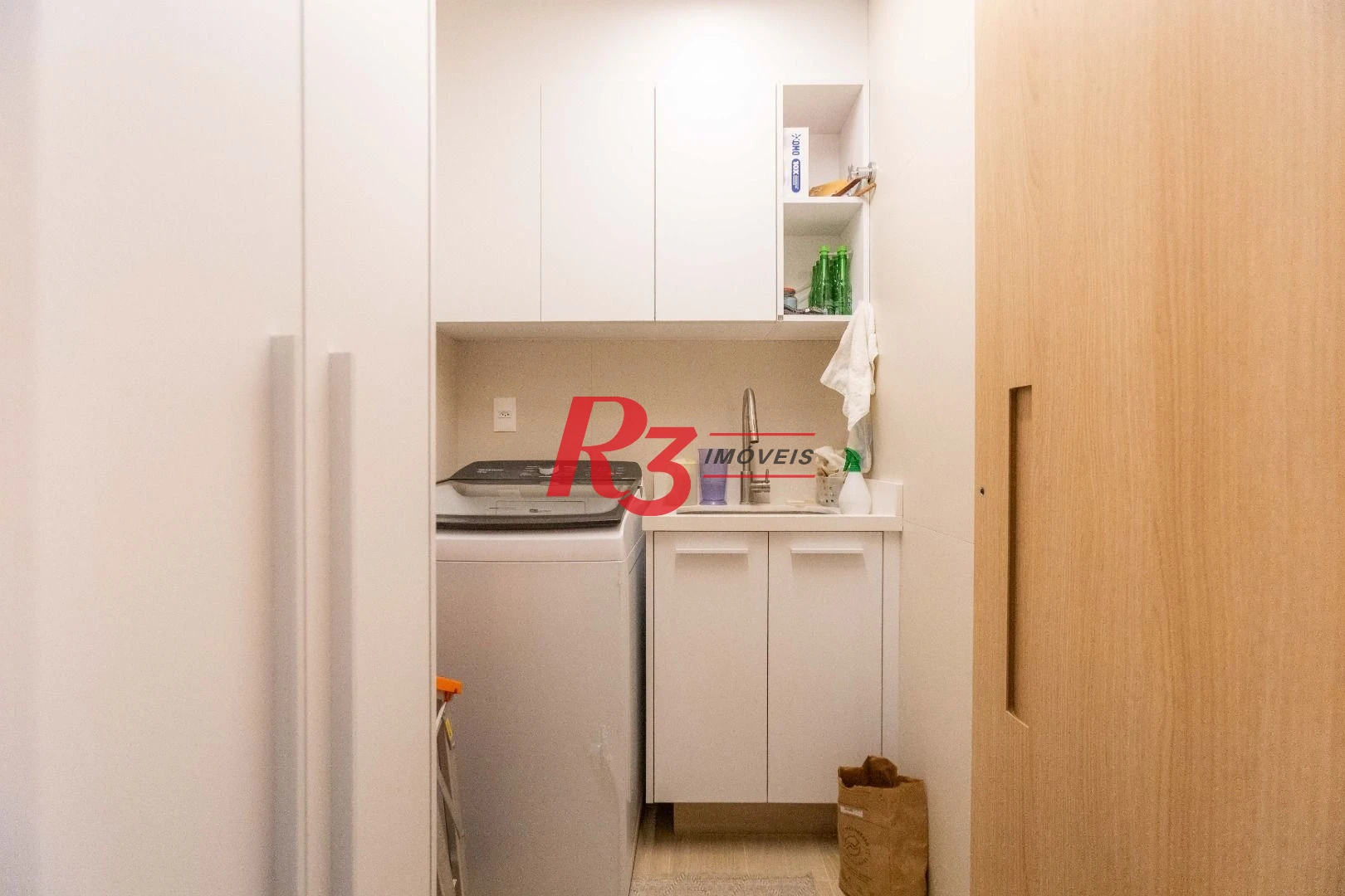 Apartamento com 1 dormitório à venda, 106 m² por R$ 2.200.000,00 - Aparecida - Santos/SP