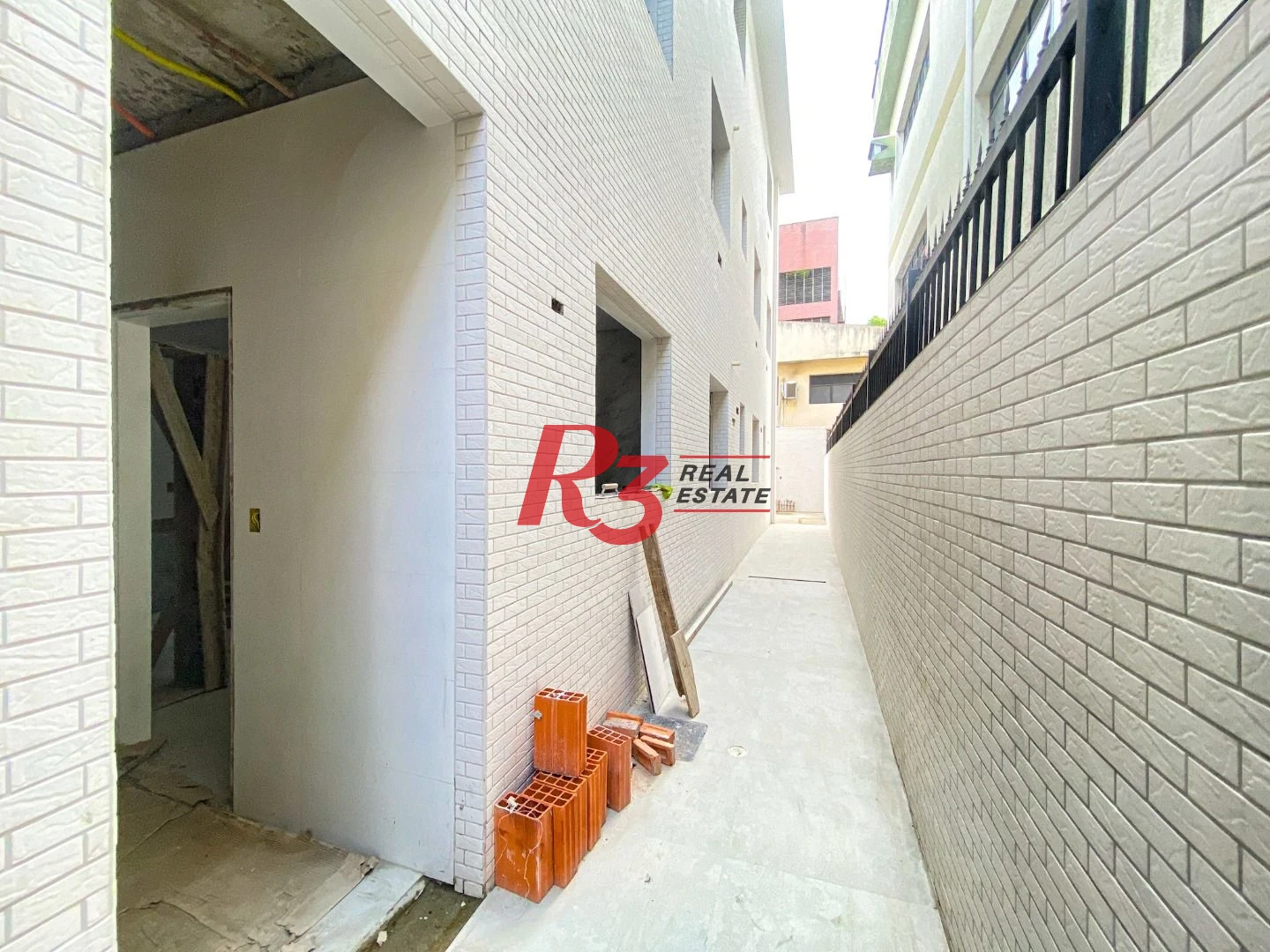Sobrado com 3 dormitórios à venda, 140 m² - Boqueirão - Santos/SP