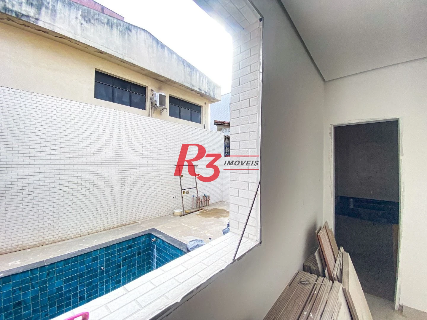 Sobrado com 3 dormitórios à venda, 140 m² - Boqueirão - Santos/SP