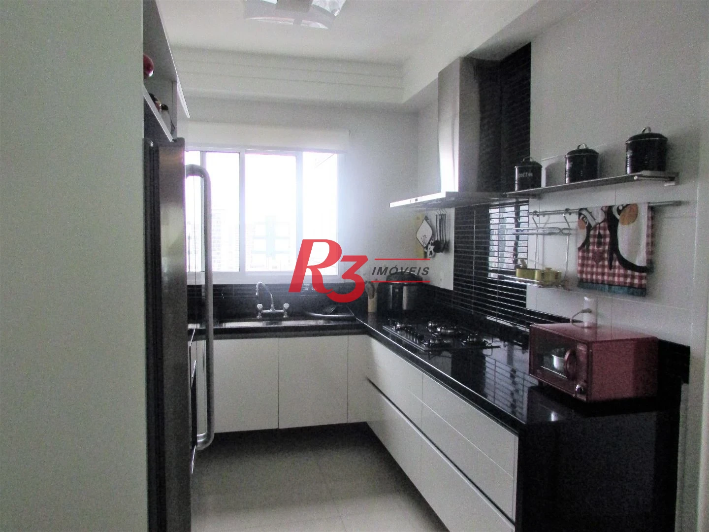 Apartamento com 3 dormitórios para alugar, 178 m² por R$ 19.000,00/mês - Gonzaga - Santos/SP