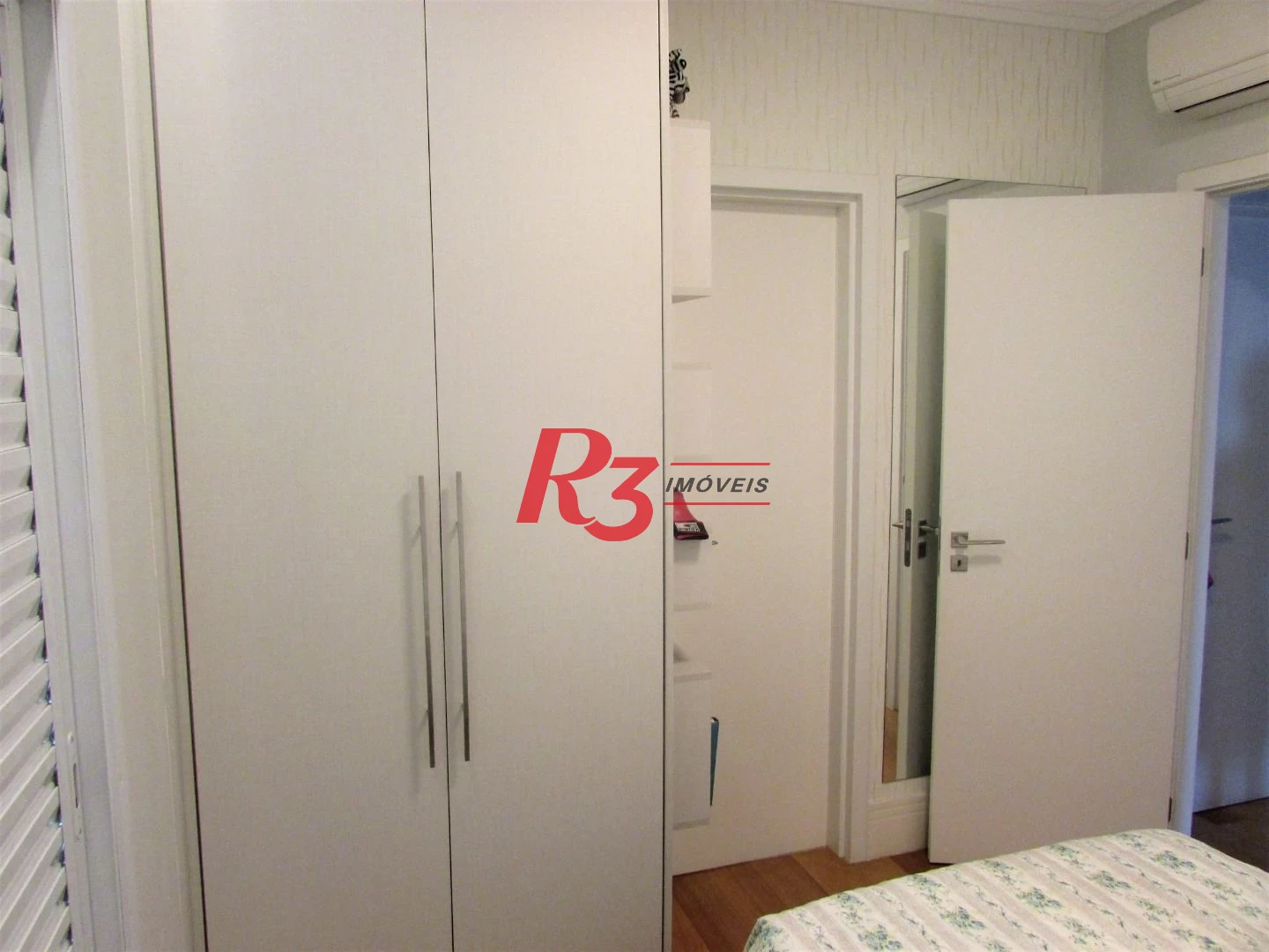 Apartamento com 3 dormitórios para alugar, 178 m² por R$ 19.000,00/mês - Gonzaga - Santos/SP