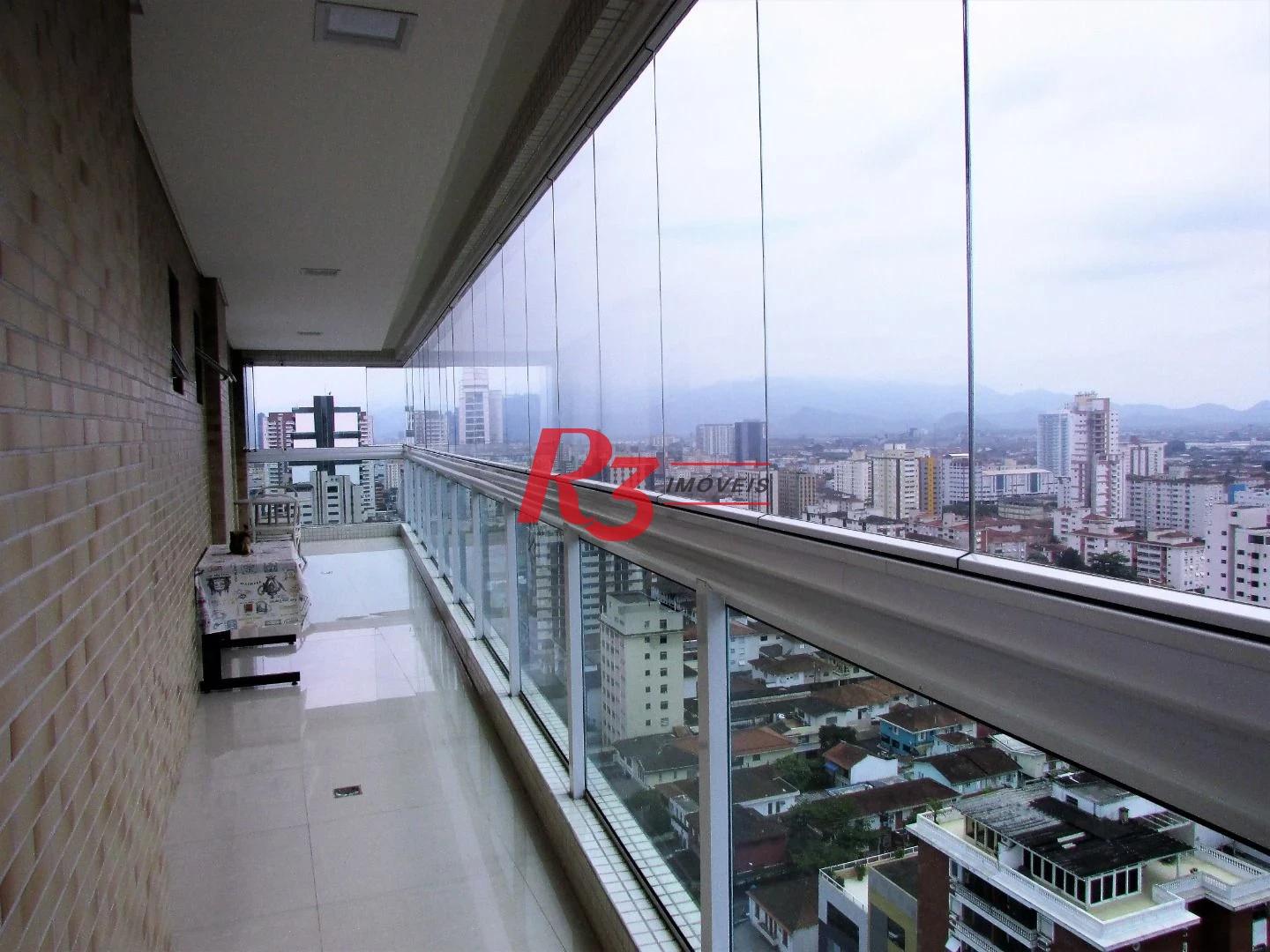 Apartamento com 3 dormitórios para alugar, 178 m² por R$ 19.000,00/mês - Gonzaga - Santos/SP
