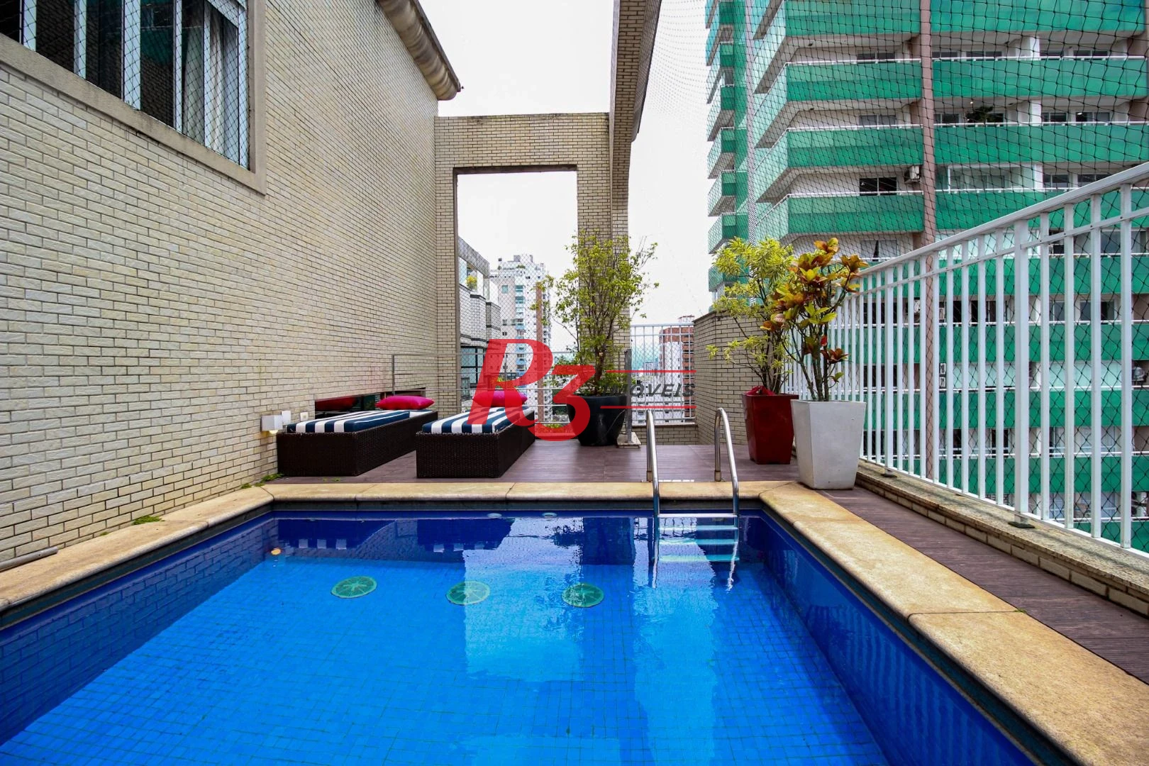 Cobertura com 4 dormitórios à venda, 430 m² por R$ 5.000.000 no Boqueirão em Santos/SP