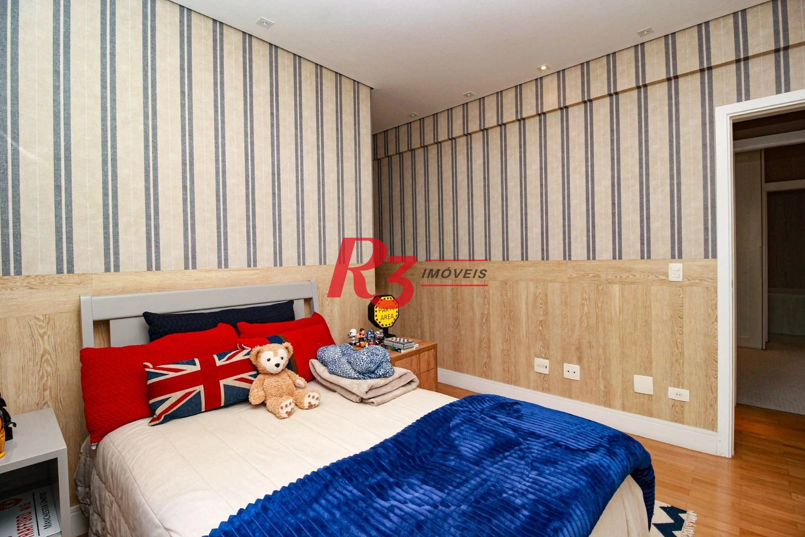 Cobertura com 4 dormitórios à venda, 430 m² por R$ 5.000.000 no Boqueirão em Santos/SP