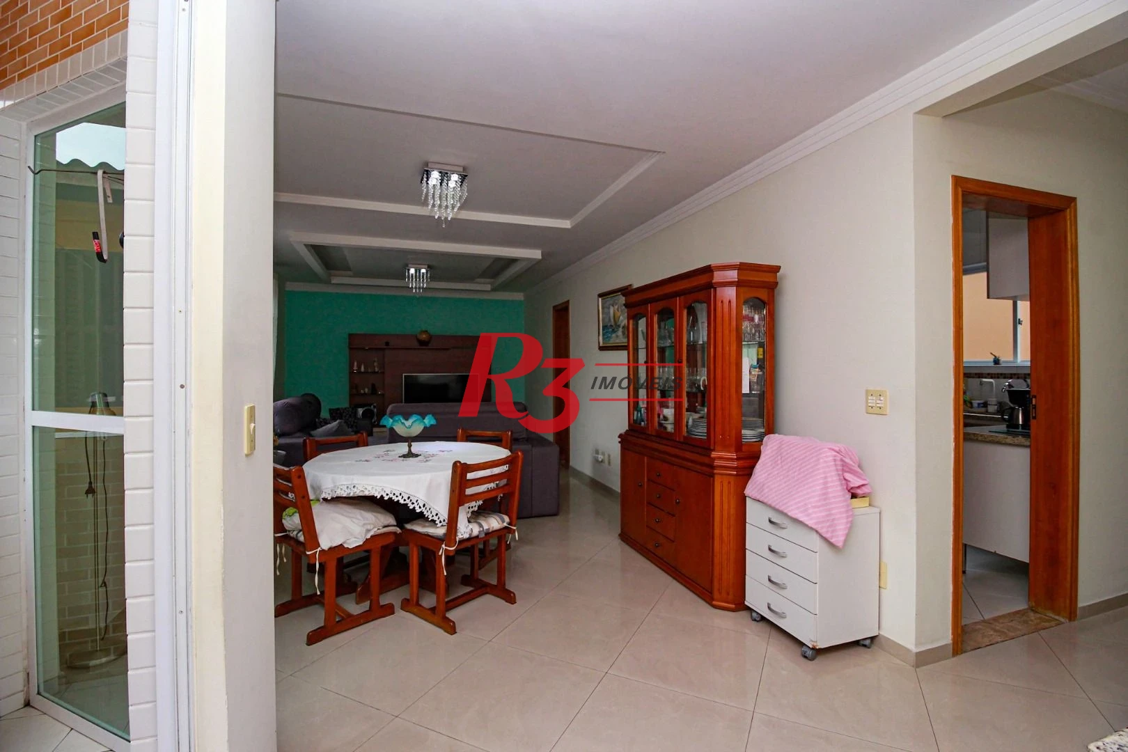 Casa triplex com 3 suítes, à venda, 181 m² por R$ 622.000,00 - Vila Valença - São Vicente/SP