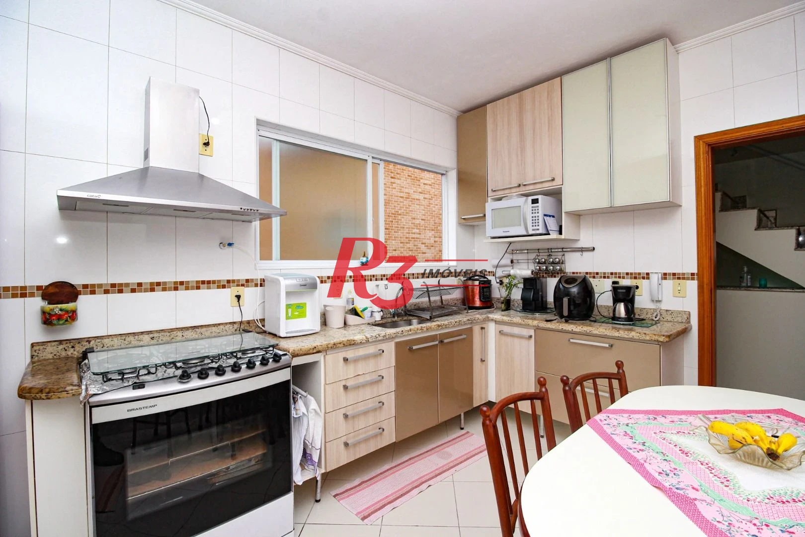 Casa triplex com 3 suítes, à venda, 181 m² por R$ 622.000,00 - Vila Valença - São Vicente/SP