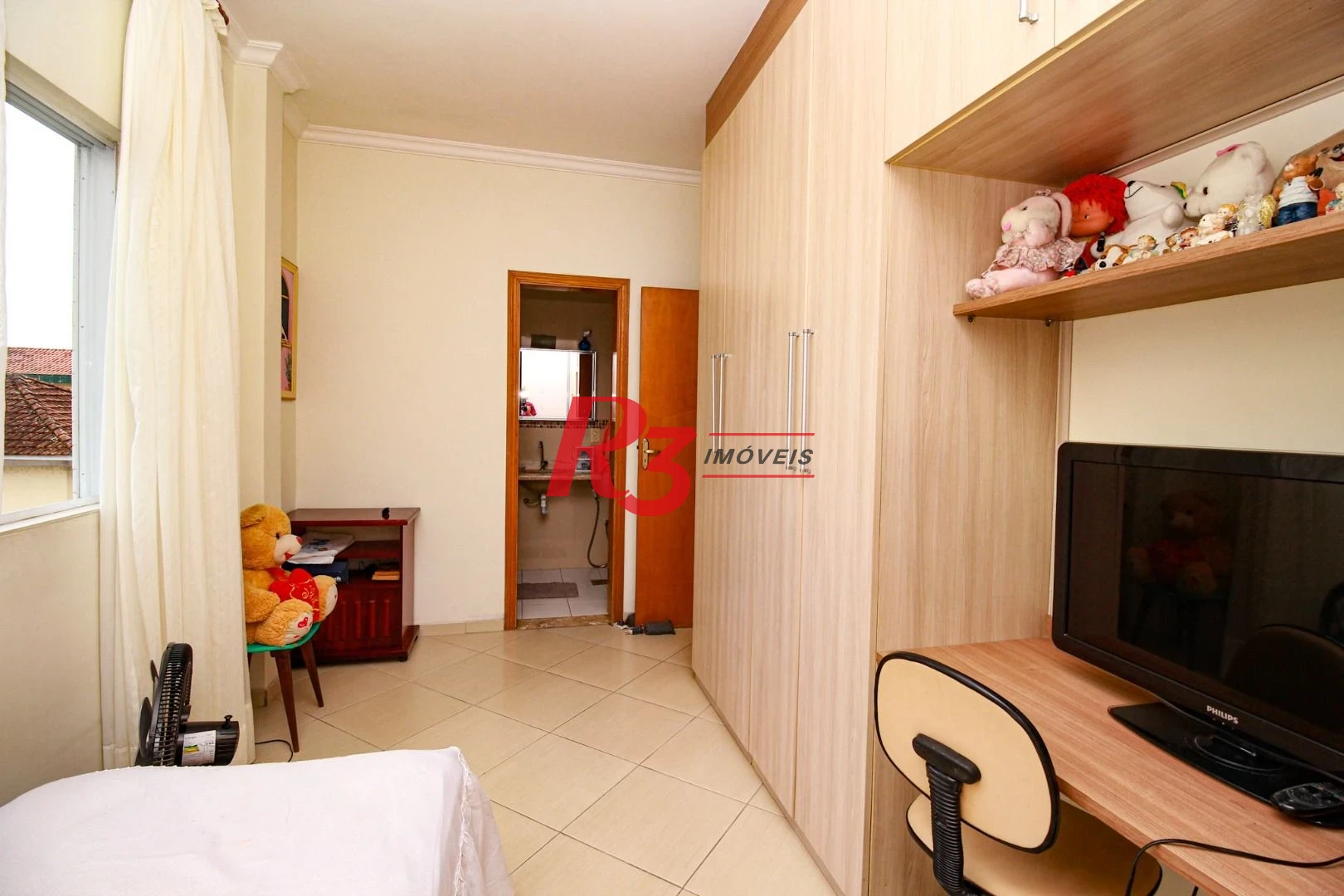 Casa triplex com 3 suítes, à venda, 181 m² por R$ 622.000,00 - Vila Valença - São Vicente/SP