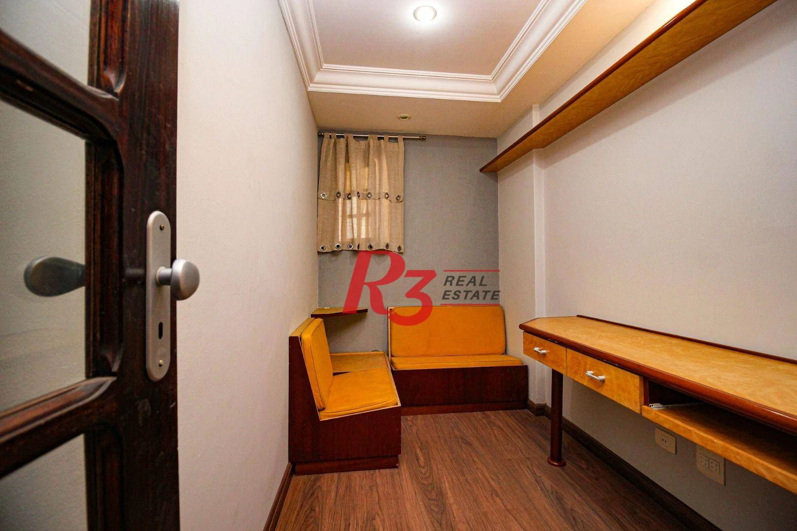 Apartamento com 2 dormitórios à venda, 99 m² por R$ 580.000,00 - Centro - São Vicente/SP