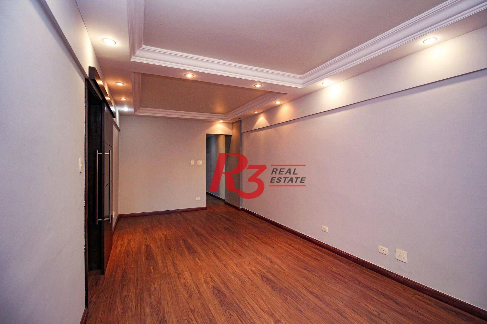 Apartamento com 2 dormitórios à venda, 99 m² por R$ 580.000,00 - Centro - São Vicente/SP