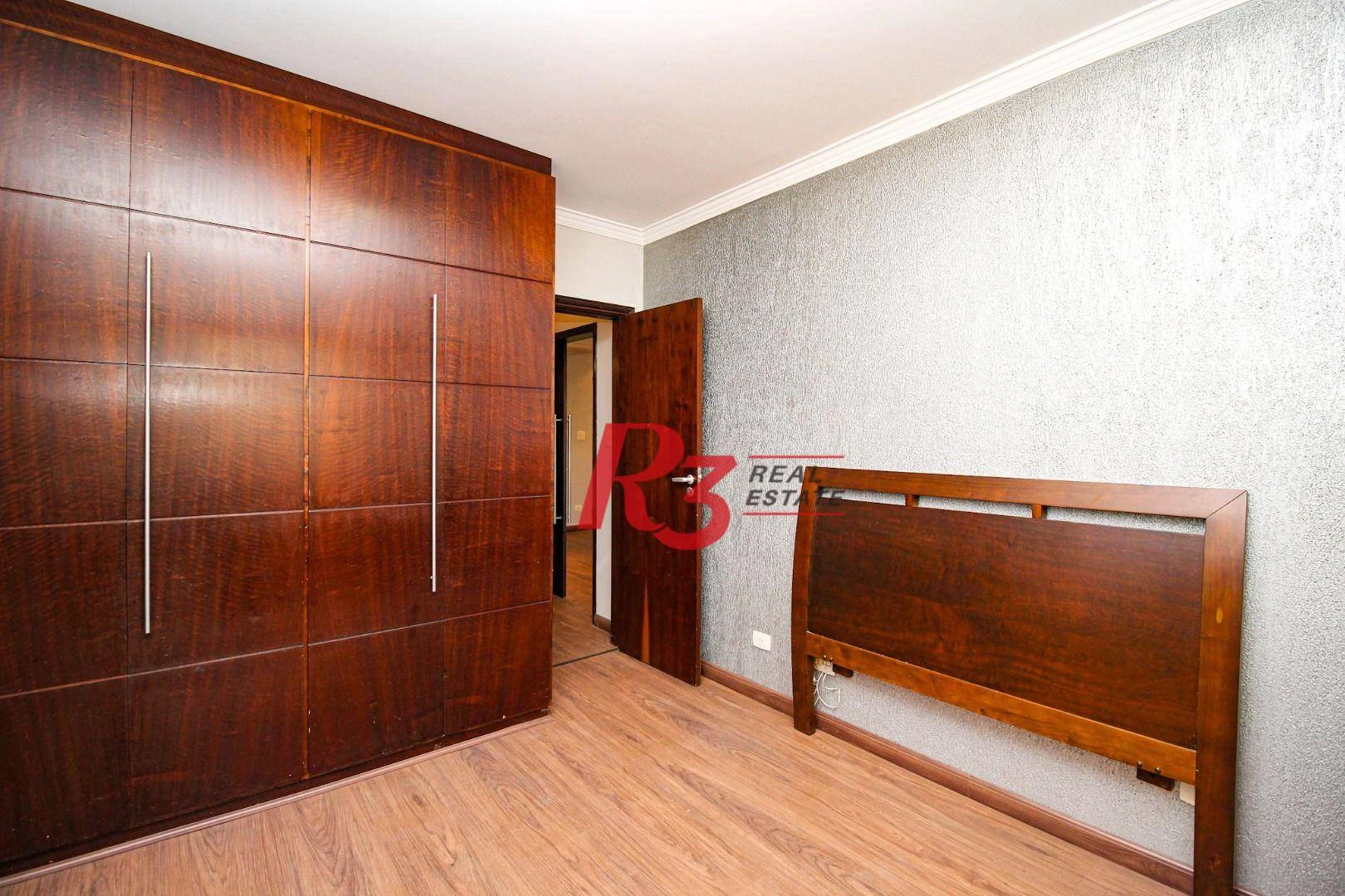 Apartamento com 2 dormitórios à venda, 99 m² por R$ 580.000,00 - Centro - São Vicente/SP