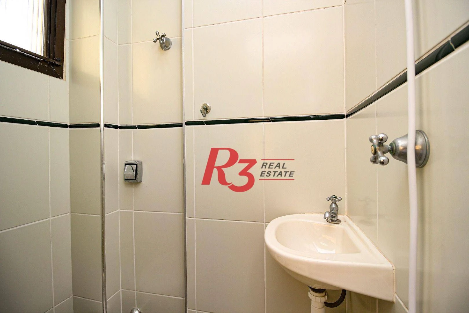 Apartamento com 2 dormitórios à venda, 99 m² por R$ 580.000,00 - Centro - São Vicente/SP