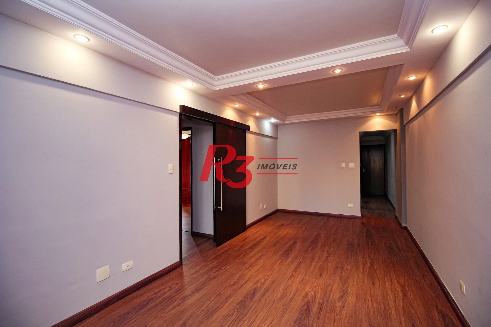 Apartamento com 2 dormitórios à venda, 99 m² por R$ 580.000,00 - Centro - São Vicente/SP