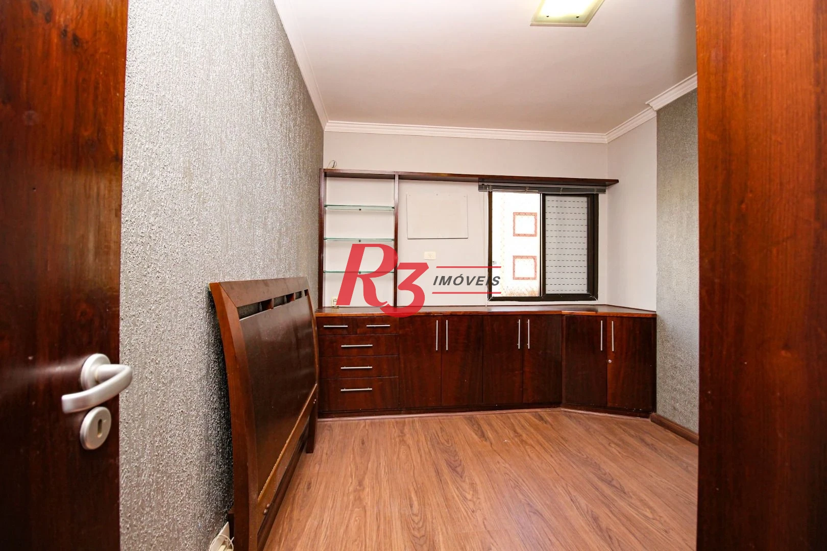 Apartamento com 2 dormitórios à venda, 99 m² por R$ 580.000,00 - Centro - São Vicente/SP