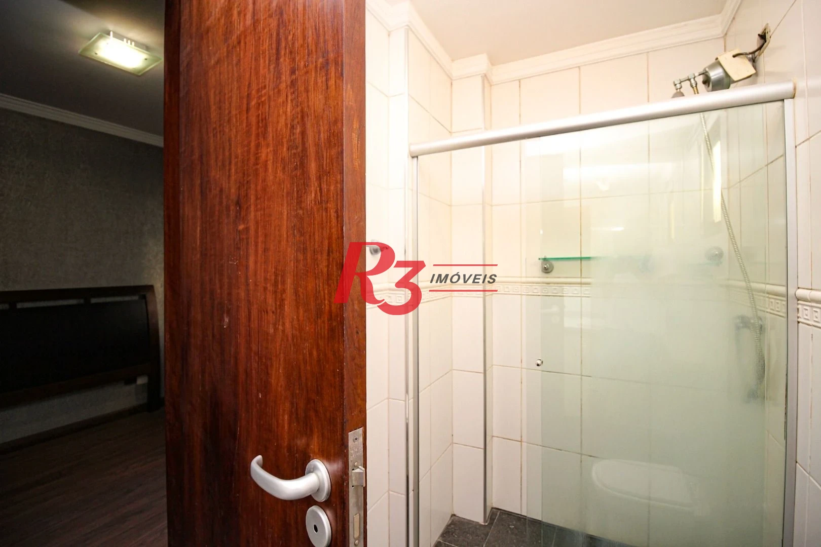 Apartamento com 2 dormitórios à venda, 99 m² por R$ 580.000,00 - Centro - São Vicente/SP