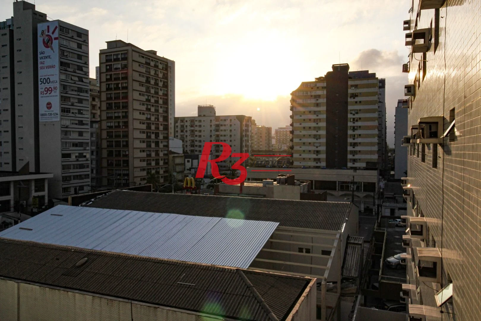 Apartamento com 2 dormitórios à venda, 99 m² por R$ 580.000,00 - Centro - São Vicente/SP