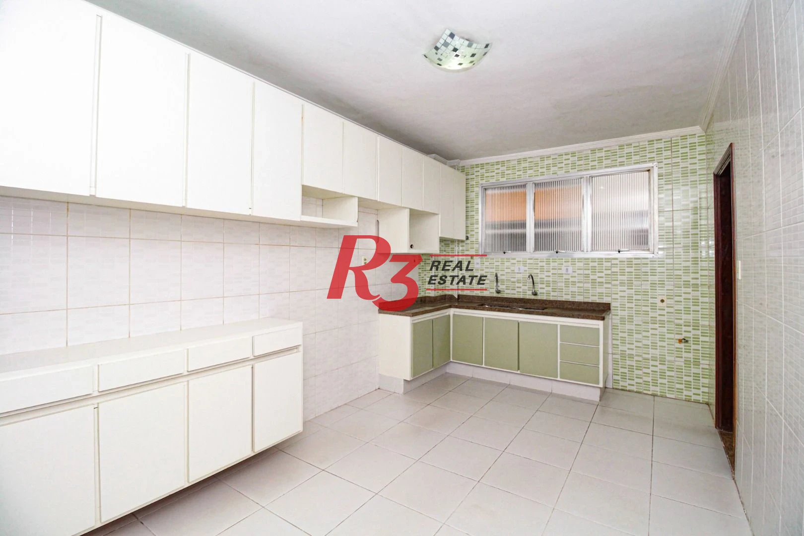 Apartamento com 3 dormitórios, 140 m² - venda por R$ 790.000,00 ou aluguel por R$ 5.900,00/mês - Marapé - Santos/SP