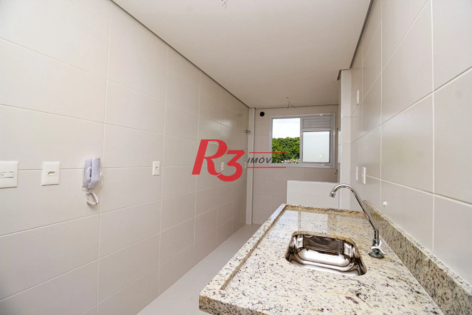Apartamento com 2 dormitórios à venda, 78 m² por R$ 850.000,00 - Marapé - Santos/SP