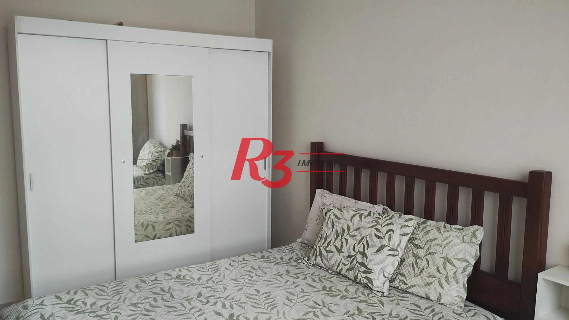 Apartamento com 1 dormitório para alugar, 57 m² por R$ 3.002,00/mês - José Menino - Santos/SP