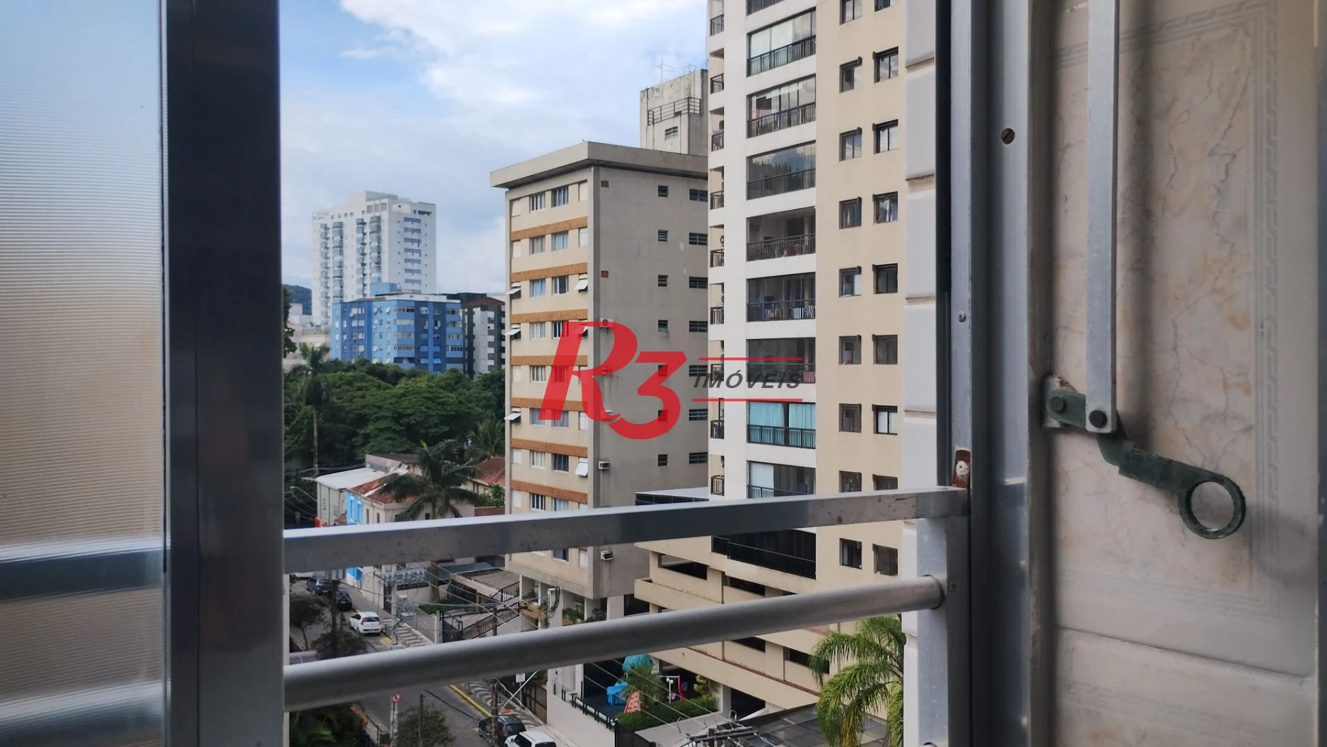 Apartamento com 1 dormitório para alugar, 57 m² por R$ 3.002,00/mês - José Menino - Santos/SP