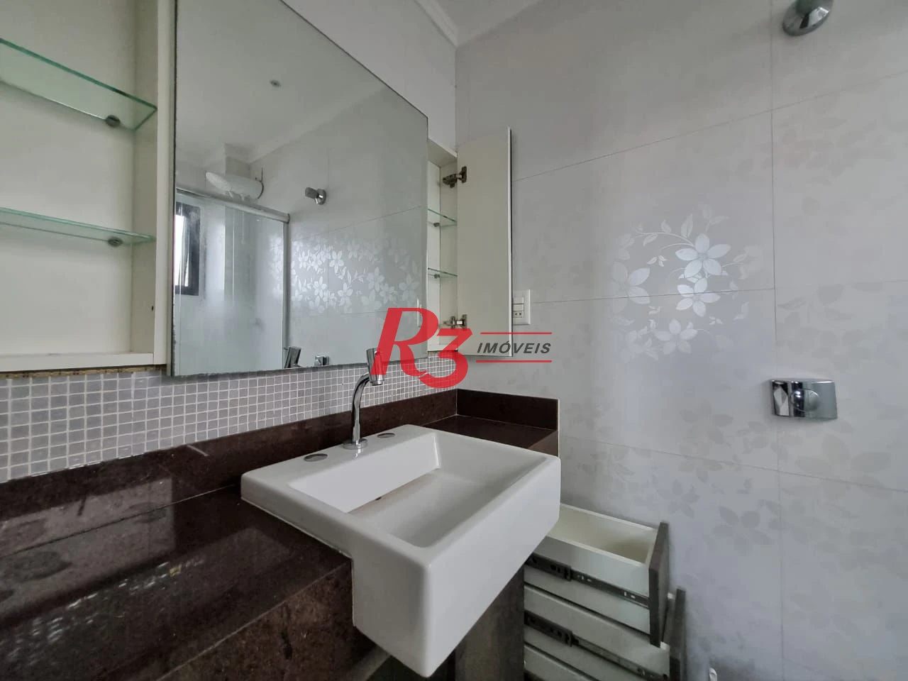 Apartamento com 3 dormitórios para alugar, 99 m² por R$ 5.800,00/mês - Boqueirão - Santos/SP