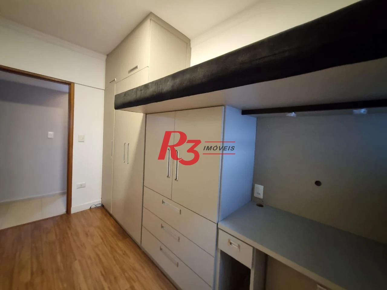 Apartamento com 3 dormitórios para alugar, 99 m² por R$ 5.800,00/mês - Boqueirão - Santos/SP