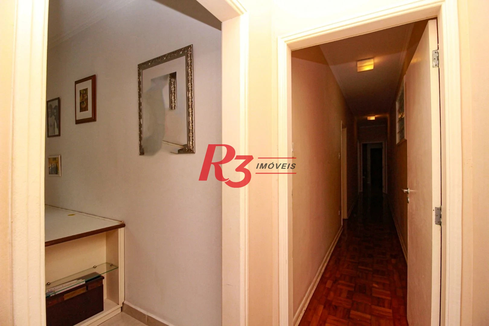 Casa com 4 dormitórios à venda, 228 m² - Ponta da Praia - Santos/SP
